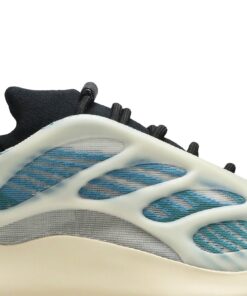 Alternative view of adidas Yeezy 700 V3 'Kyanite' GY0260