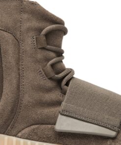 Alternative view of adidas Yeezy Boost 750 'Chocolate' BY2456