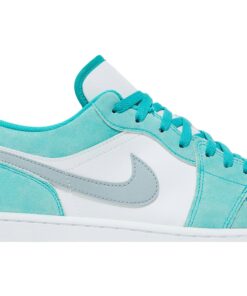 Alternative view of Air Jordan 1 Low 'New Emerald' DN3705-301