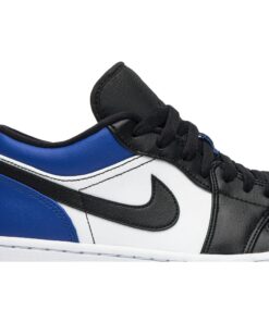 Alternative view of Air Jordan 1 Low 'Royal Toe' CQ9446-400