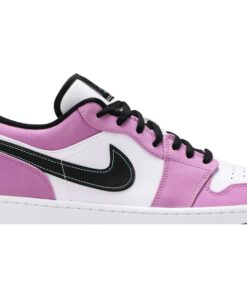 Alternative view of Air Jordan 1 Low SE 'Light Purple' CK3022-503