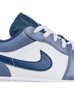 Alternative view of Air Jordan 1 Low 'Steel Blue' 553558-414