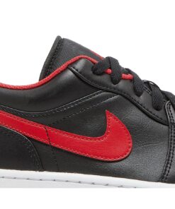 Alternative view of Air Jordan 1 Low 'White Toe' 553558-063
