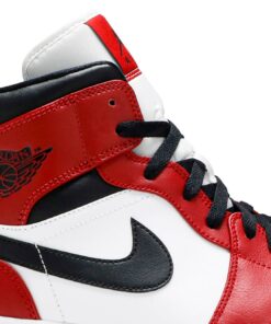 Alternative view of Air Jordan 1 Mid Chicago Black Toe 554724-069 Nicesnk