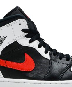 Alternative view of Air Jordan 1 Mid Chile Red 554724-075 Nicesnk