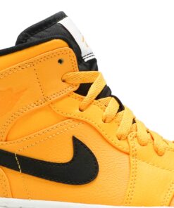Alternative view of Air Jordan 1 Mid 'University Gold' Black 554724-700