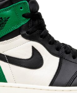Alternative view of Air Jordan 1 Retro High OG Pine Green 555088-302 Nicesnk