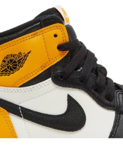 Alternative view of Air Jordan 1 Retro High OG 'Yellow Toe' 555088-711