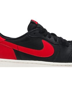 Alternative view of Air Jordan 1 Retro Low OG 'Bred' 2015 705329-001