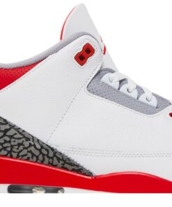 Alternative view of Air Jordan 3 OG 'Fire Red' 2022 DN3707-160
