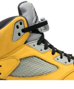 Alternative view of Air Jordan 5 Retro T23 Tokyo 454783-701 Nicesnk