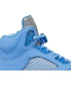 Alternative view of Air Jordan 5 'UNC' DV1310-401
