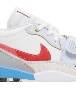 Alternative view of Air Jordan Legacy 312 Low 'Philippines' FN8902-161