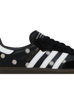 Alternative view of atmos x FACE x adidas Samba OG Embroidered Daisies H03848 Nicesnk