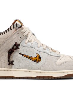 Bodega x Nike Dunk High 'Friends & Family' CZ8125-100