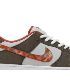 Alternative view of Crushed Skate Shop x Nike SB Dunk Low QS Olive Grey/Mantra Orange DH7782-001 Nicesnk
