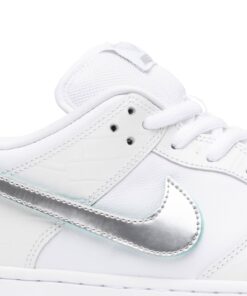 Alternative view of Diamond Supply Co. x Nike SB Dunk Low Pro White Diamond BV1310-100 Nicesnk