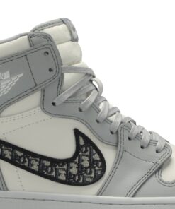 Alternative view of Dior x Air Jordan 1 High Wolf Grey CN8607-002 Nicesnk