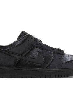 Dover Street Market x Nike Dunk Low 'Triple Black' DH2686-002