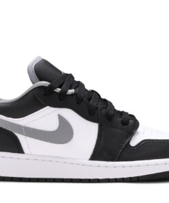 (Grade School) Air Jordan 1 Low Black Medium Grey 553560-040 Nicesnk