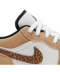 Alternative view of (Grade School) Air Jordan 1 Low SE 'Brown Elephant' DZ5368-201