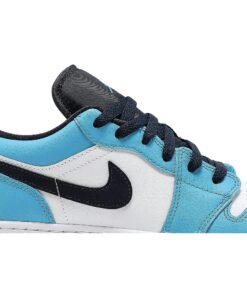 Alternative view of (Grade School) Air Jordan 1 Low 'UNC' 553560-144