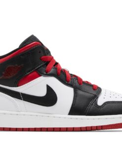 (Grade School) Air Jordan 1 Mid Gym Red Black Toe DQ8423-106 Nicesnk