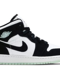 (Grade School) Air Jordan 1 Mid SE Glow in the Dark Panda BQ6931-103 Nicesnk