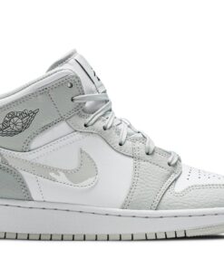 (Grade School) Air Jordan 1 Mid SE 'Swoosh Logo - Grey Camo' DD3235-100