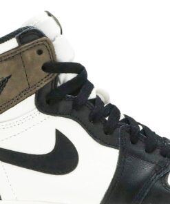 Alternative view of (Grade School) Air Jordan 1 Retro High OG Dark Mocha 575441-105 Nicesnk