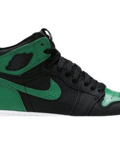 Alternative view of (Grade School) Air Jordan 1 Retro High OG 'Pine Green 2.0' 575441-030