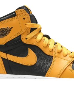 Alternative view of (Grade School) Air Jordan 1 Retro High OG 'Pollen' 575441-701