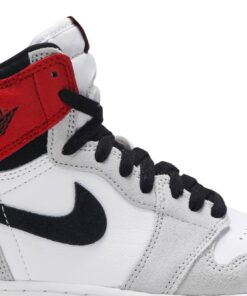 Alternative view of (Grade School) Air Jordan 1 Retro High OG 'Smoke Grey' 575441-126