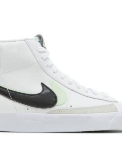 (Grade School) Nike Blazer Mid '77 SE 'Double Swoosh - White Vapor Green' DD1847-100