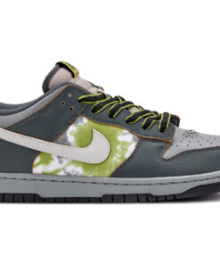 HUF x Nike SB Dunk Low 'Wait, What!?' FD8775-002