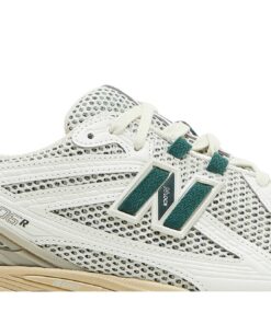 Alternative view of New Balance 1906R White Green M1906RQ Nicesnk
