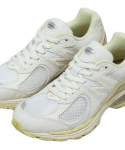 New Balance 2002R 'AURALEE White' M2002RA1