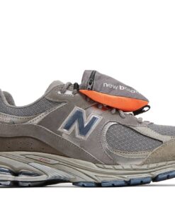 New Balance 2002R 'Pouch - Castle Grey' M2002RVA