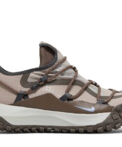 Nike ACG Mountain Fly Low SE 'Ironstone' DQ1979-001