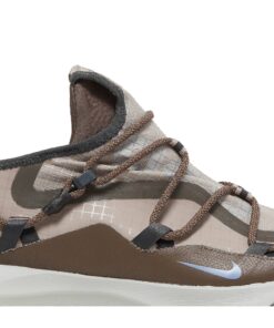 Alternative view of Nike ACG Mountain Fly Low SE 'Ironstone' DQ1979-001