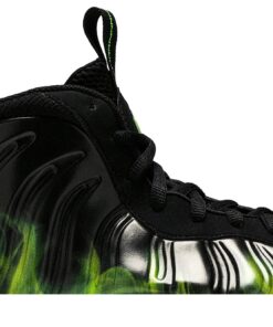 Alternative view of Nike Air Foamposite One Paranorman 579771-003 Nicesnk