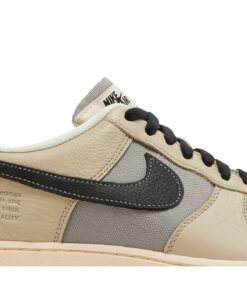 Alternative view of Nike Air Force 1 Gore-Tex 'Olive' DO2760-206