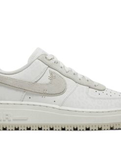 Nike Air Force 1 Luxe 'Triple White' DD9605-100