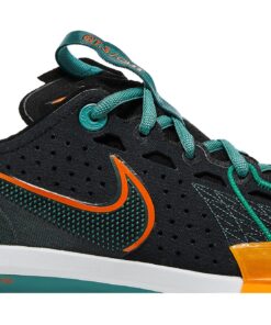 Alternative view of Nike Air Zoom GT Cut 3 'Swoosh Squad' DV2913-001