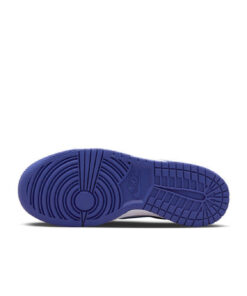 Alternative view of Nike Dunk Low 'Concord'