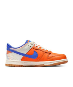 Alternative view of Nike Dunk Low 'Everything You Need'
