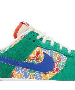 Alternative view of Nike Dunk Low 'Foam Finger' DZ5184-300