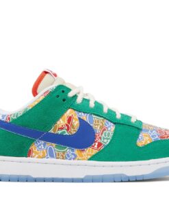 Nike Dunk Low 'Foam Finger' DZ5184-300