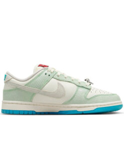 Alternative view of Nike Dunk Low LX 'Year of the Dragon'