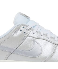 Alternative view of Nike Dunk Low 'Metallic Silver' DX3197-095